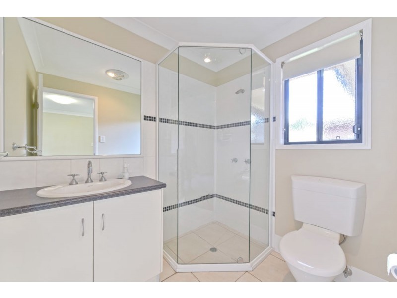 1/3a Burton Street, Harristown QLD 4350