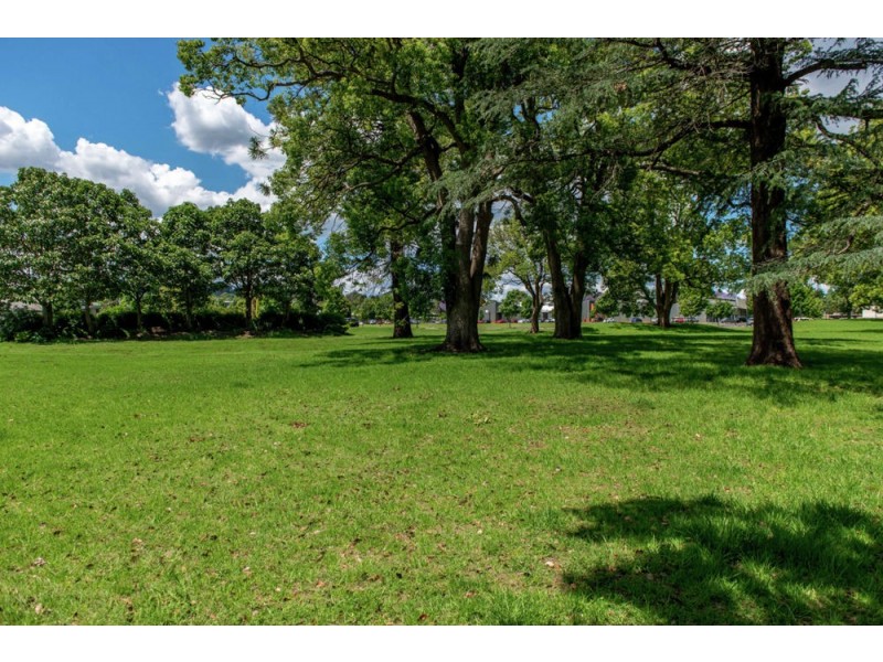 75 Campbell Street, East Toowoomba QLD 4350