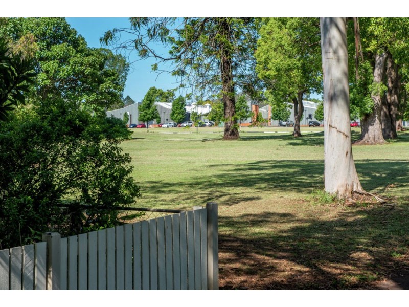 75 Campbell Street, East Toowoomba QLD 4350