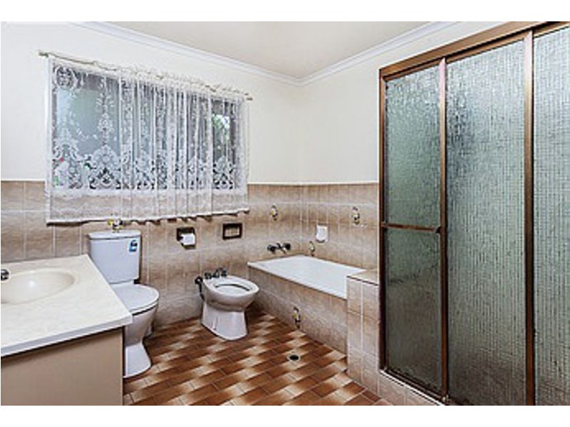 21 Little Street, Everton Park QLD 4053