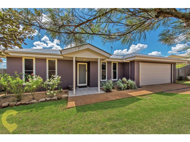 15 Campbell Drive, Highfields QLD 4352
