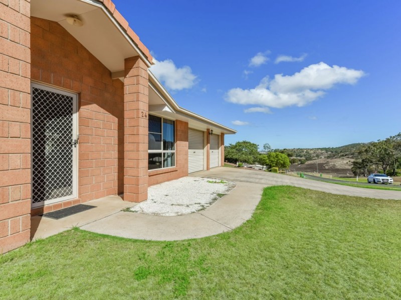 24 Junction Drive, Gowrie Junction QLD 4352