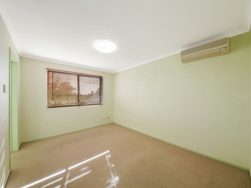 10/4 Eveline Street, Margate QLD 4019