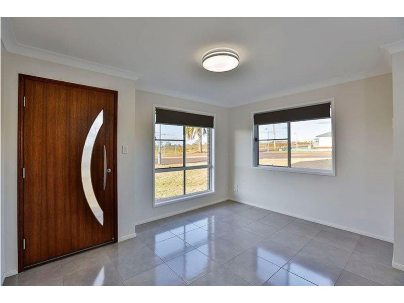 1/51 Trevean Drive, Kleinton QLD 4352