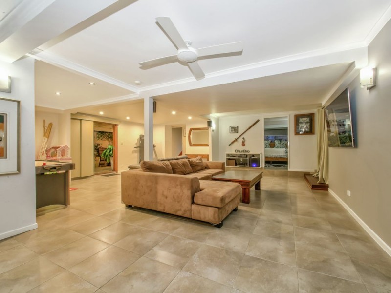 195 Pfingst Road, Wavell Heights QLD 4012