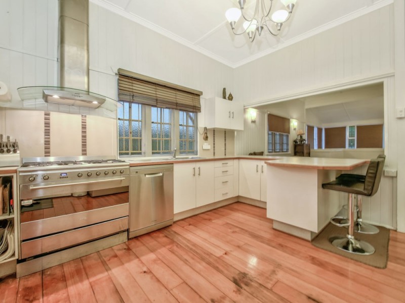 195 Pfingst Road, Wavell Heights QLD 4012