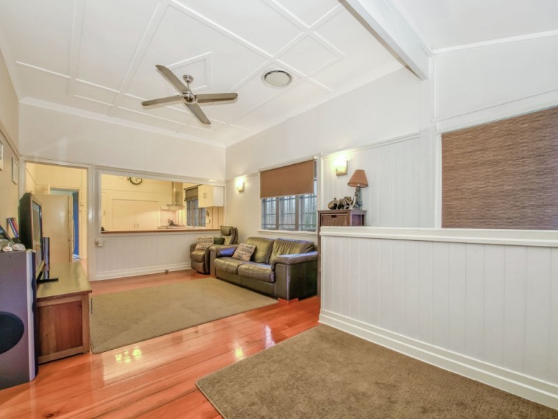 195 Pfingst Road, Wavell Heights QLD 4012