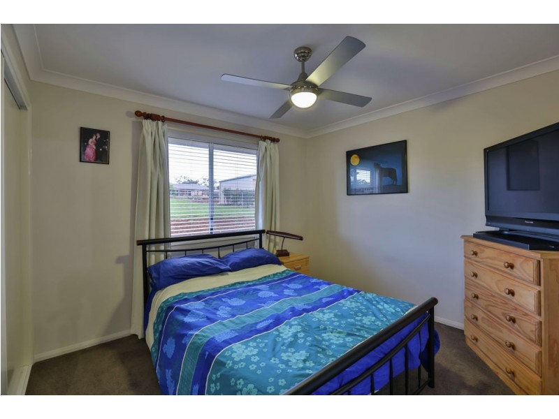 5 Egret Court, Meringandan West QLD 4352