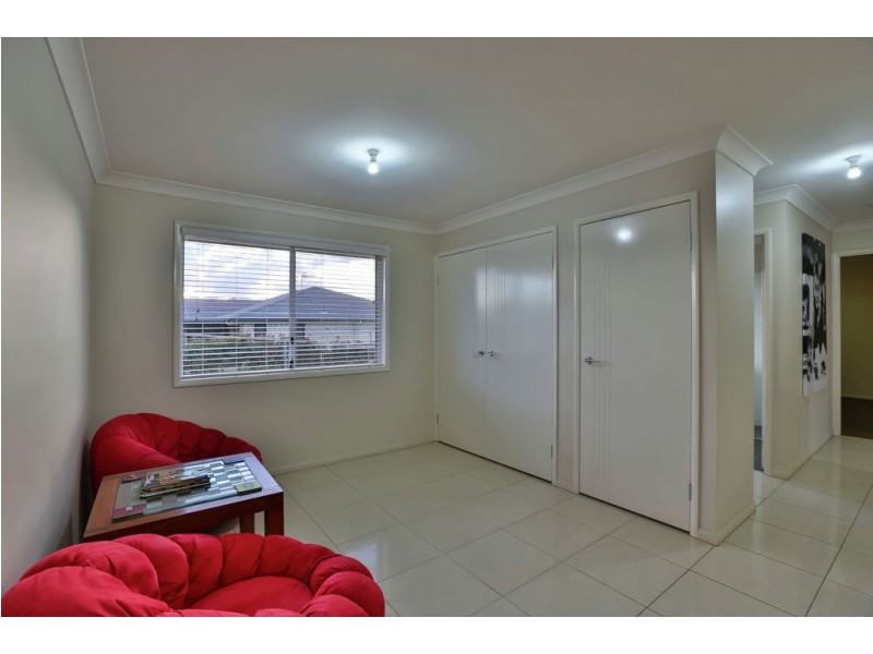 5 Egret Court, Meringandan West QLD 4352
