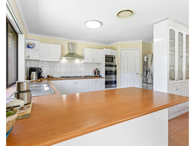 2 Beresford Circuit, Bracken Ridge QLD 4017
