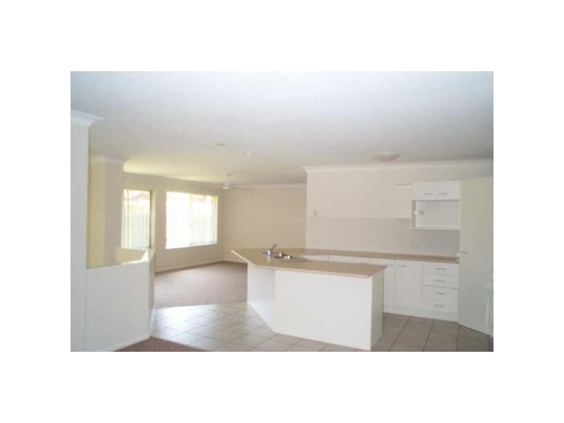 21 Minnelli Street, Mcdowall QLD 4053