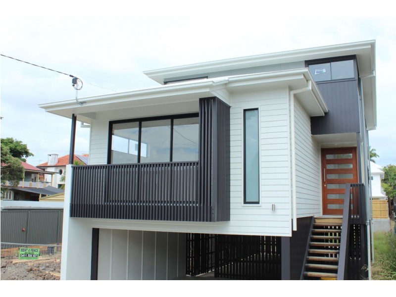 37 Third Street, Camp Hill QLD 4152