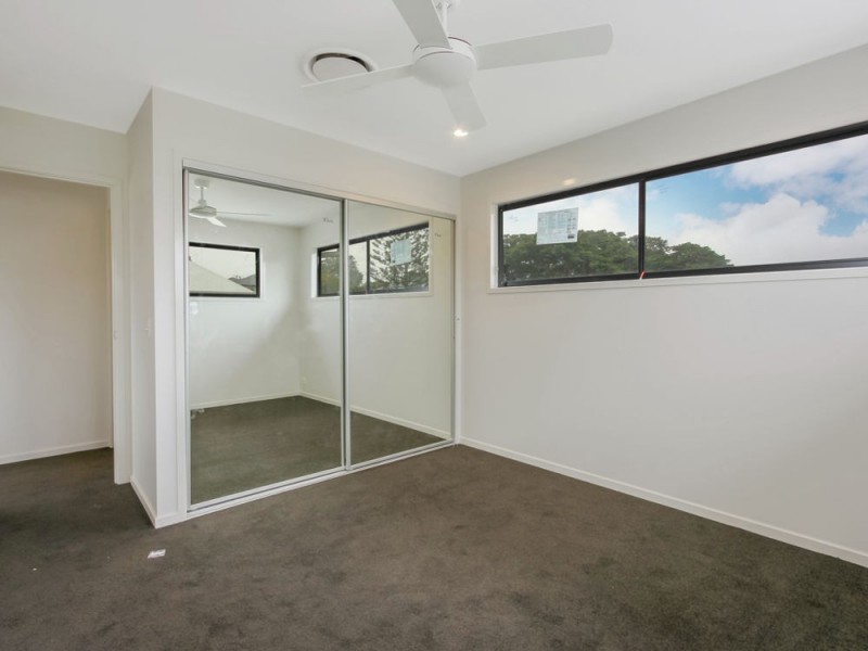 37 Third Street, Camp Hill QLD 4152