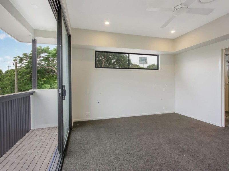 37 Third Street, Camp Hill QLD 4152