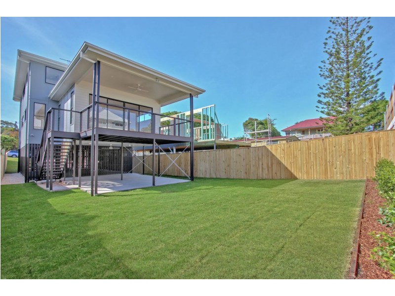 37 Third Street, Camp Hill QLD 4152