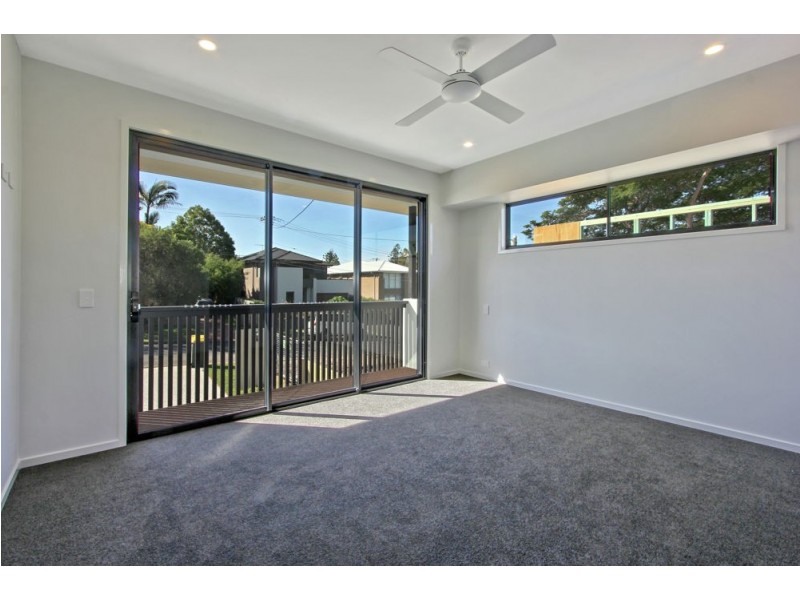 37 Third Street, Camp Hill QLD 4152