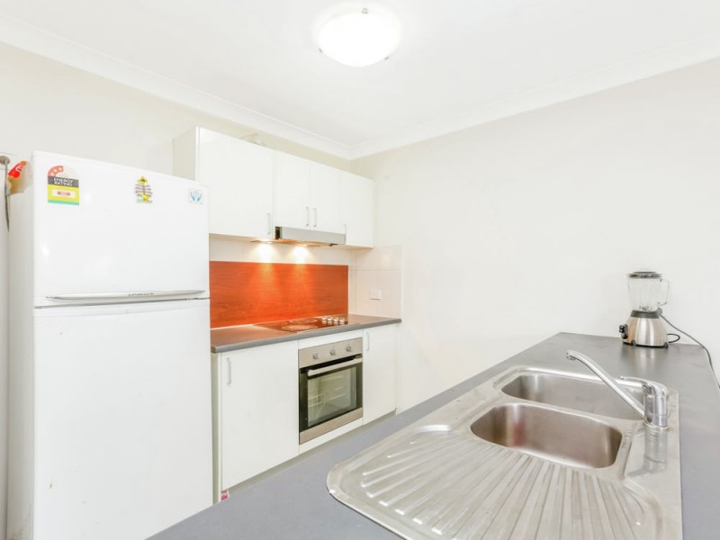 34/11 Portia Street, Kingston QLD 4114