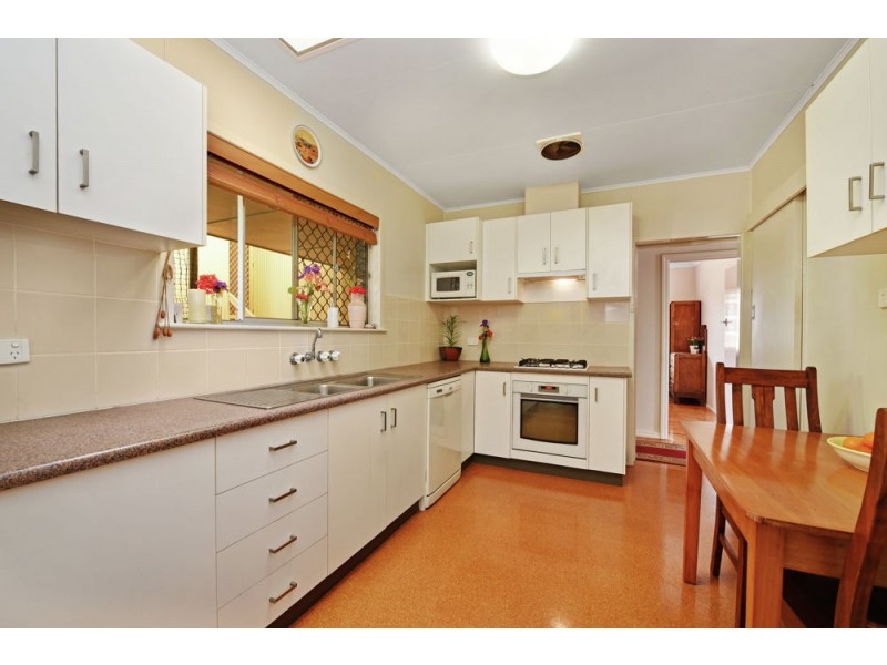 6 Patrick Street, Harristown QLD 4350