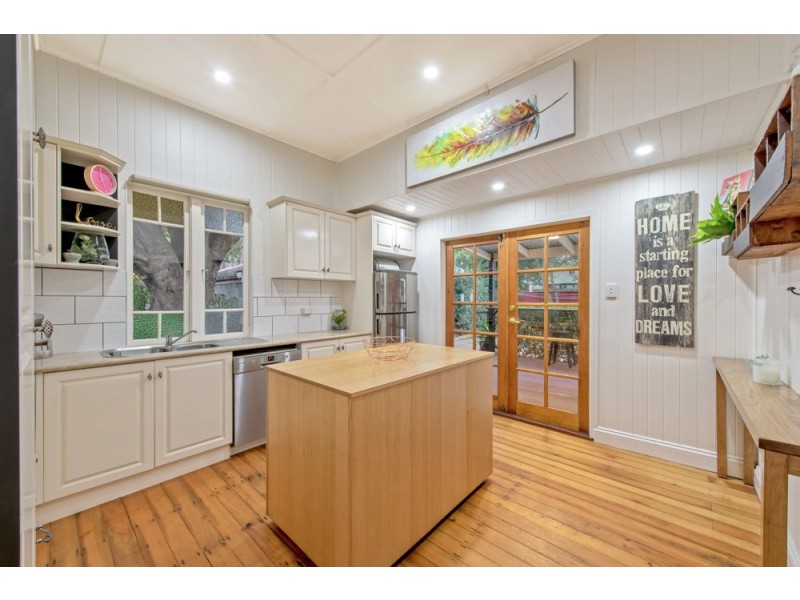 2 Louisa Street, South Toowoomba QLD 4350