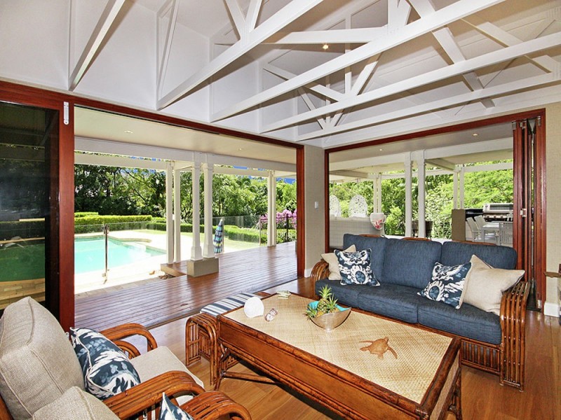 56 Tristania Road, Chapel Hill QLD 4069