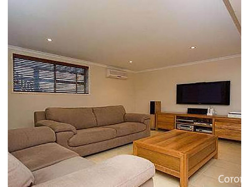 16 Casita Court, Arana Hills QLD 4054