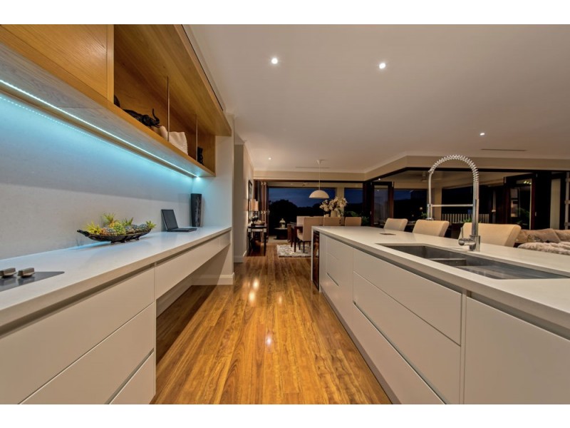 6 Goshawk Drive, Kleinton QLD 4352