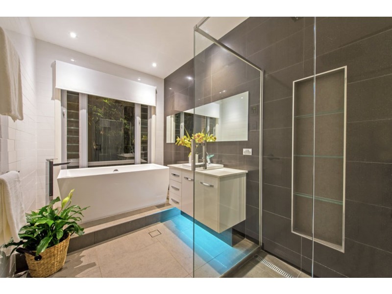 6 Goshawk Drive, Kleinton QLD 4352