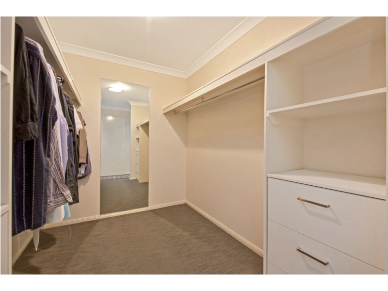 3 Wedgetail Drive, Highfields QLD 4352