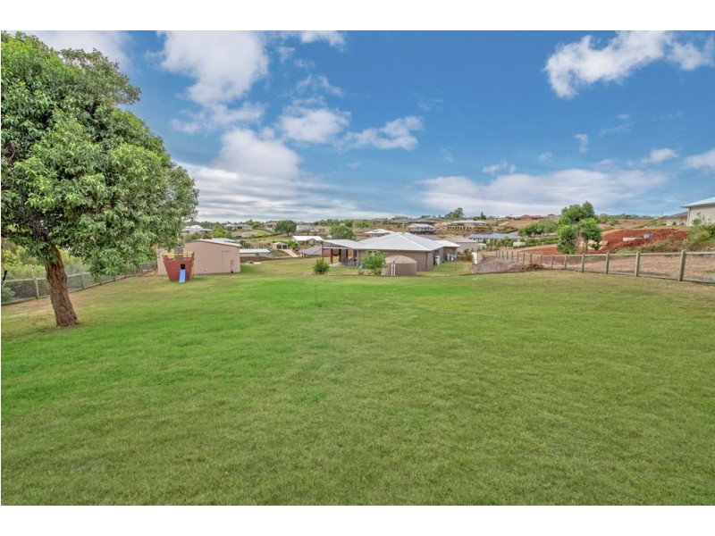 3 Wedgetail Drive, Highfields QLD 4352