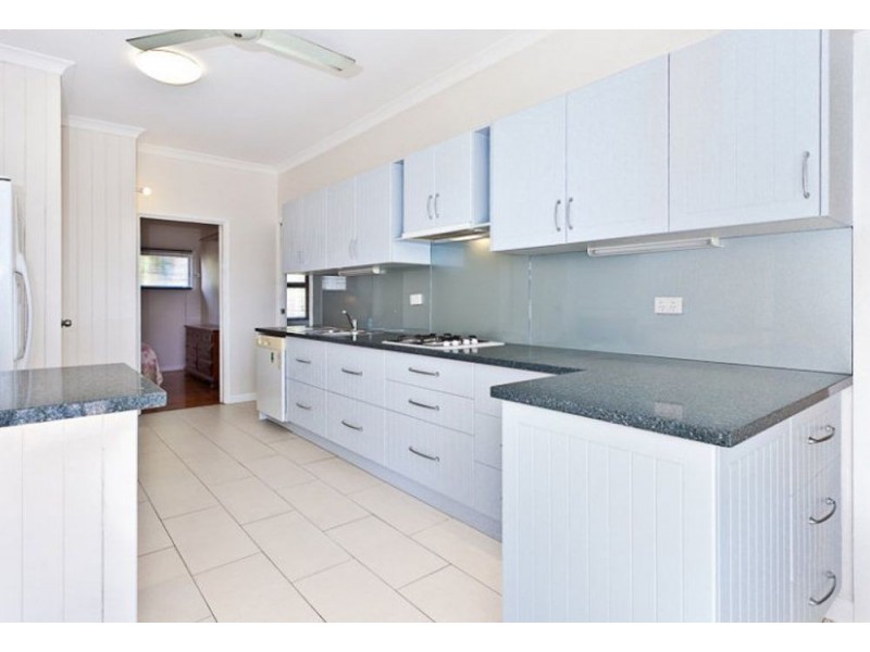 14 Deakin Street, Everton Park QLD 4053