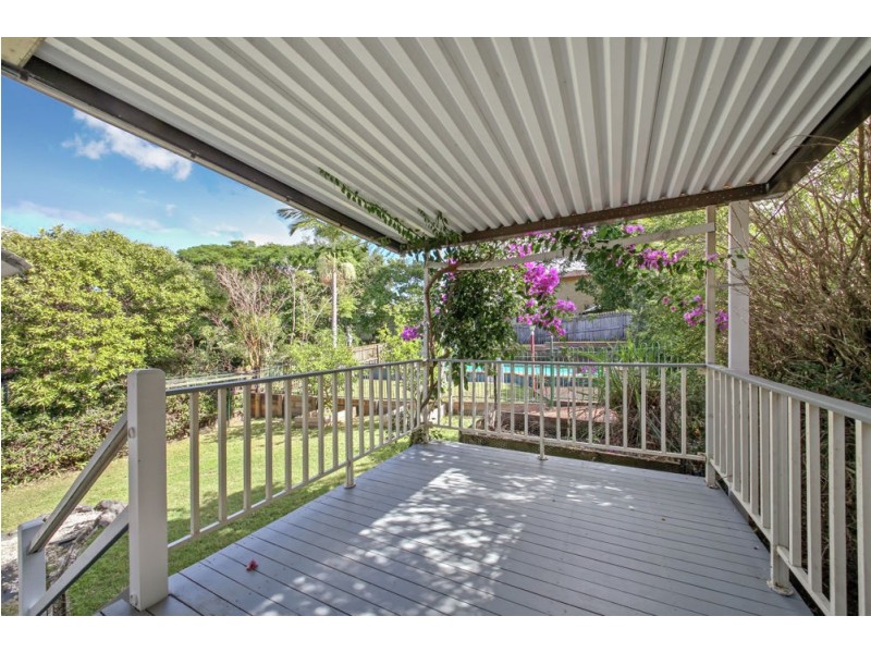 35 Knutsford Street, Chermside West QLD 4032