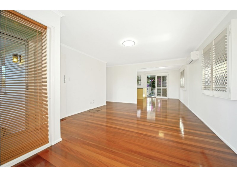 35 Knutsford Street, Chermside West QLD 4032