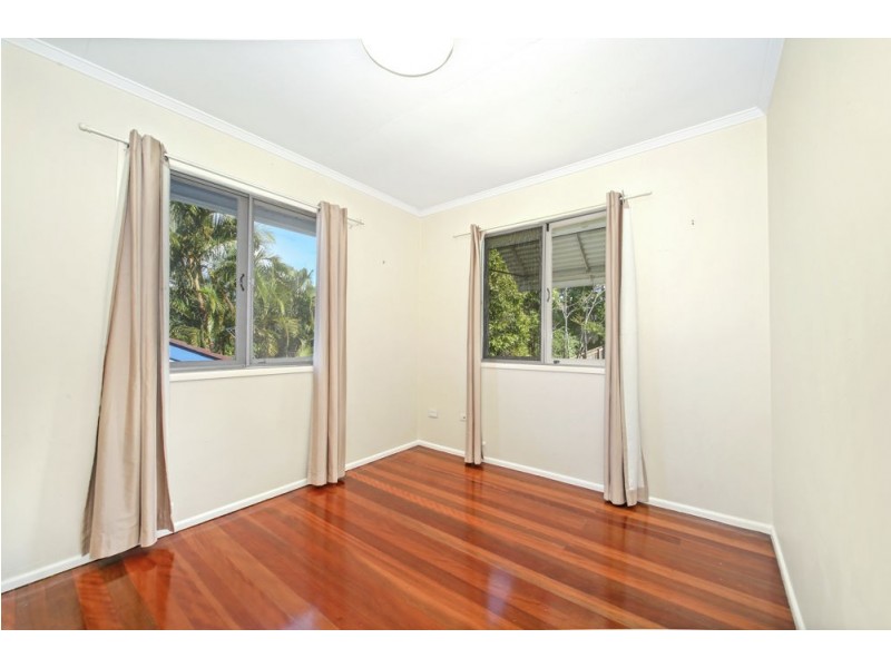 35 Knutsford Street, Chermside West QLD 4032