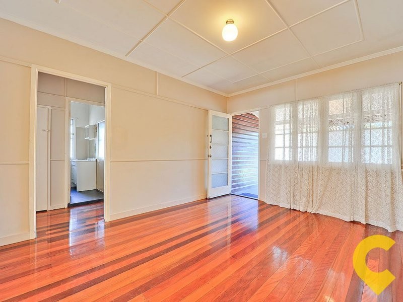 45 Foster Street, Newmarket QLD 4051