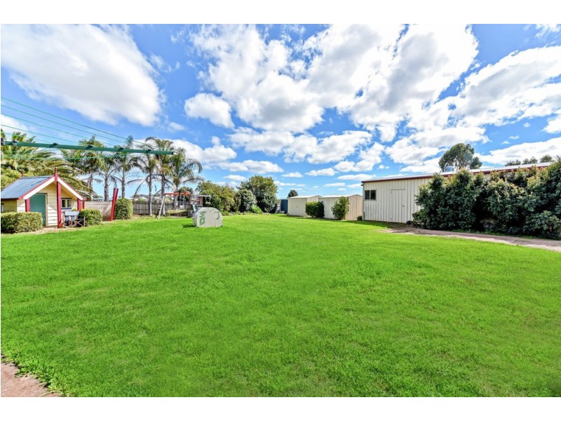 18 Kirralee Court, Westbrook QLD 4350