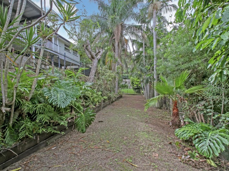 8 Park Road, Arana Hills QLD 4054