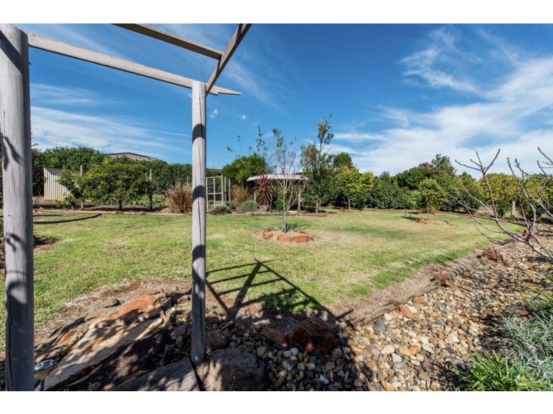 10 Jenna Court, Highfields QLD 4352