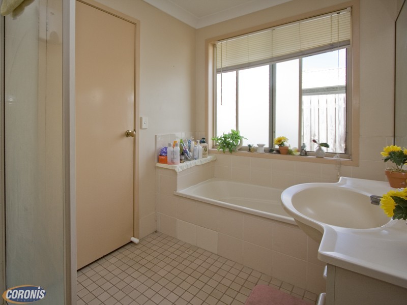 34 Hibiscus, Fitzgibbon QLD 4018