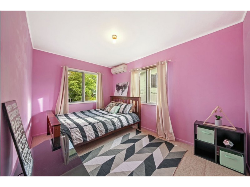 8 Whittaker Street, Chermside West QLD 4032