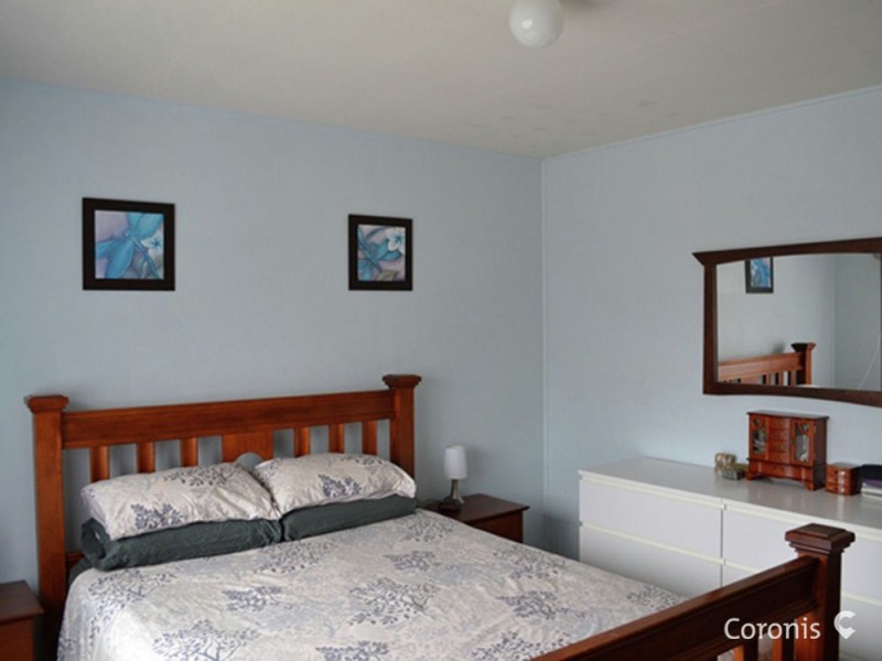 11 Leeton Street, Carina QLD 4152