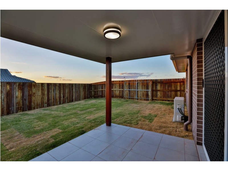 1/51 Trevean Drive, Kleinton QLD 4352