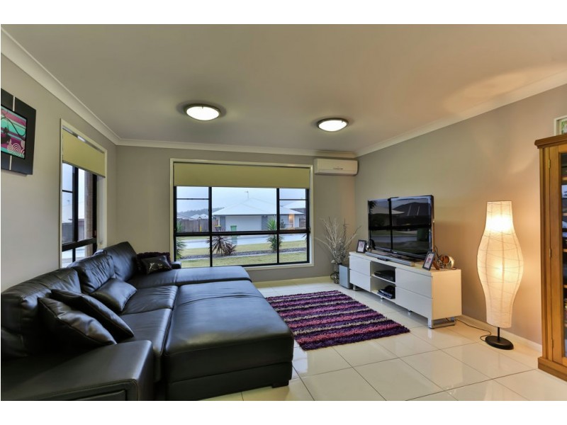 1/3 Coverack Street, Kleinton QLD 4352