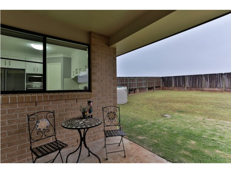 1/3 Coverack Street, Kleinton QLD 4352
