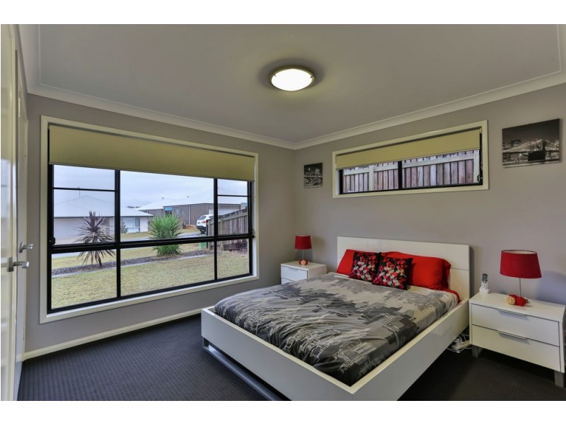 1/3 Coverack Street, Kleinton QLD 4352