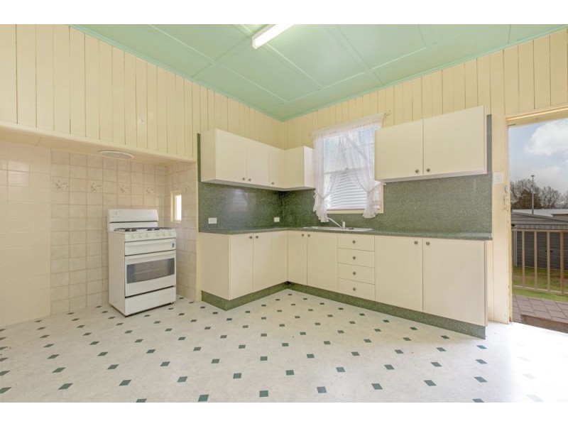 1 McDonnell Street, South Toowoomba QLD 4350