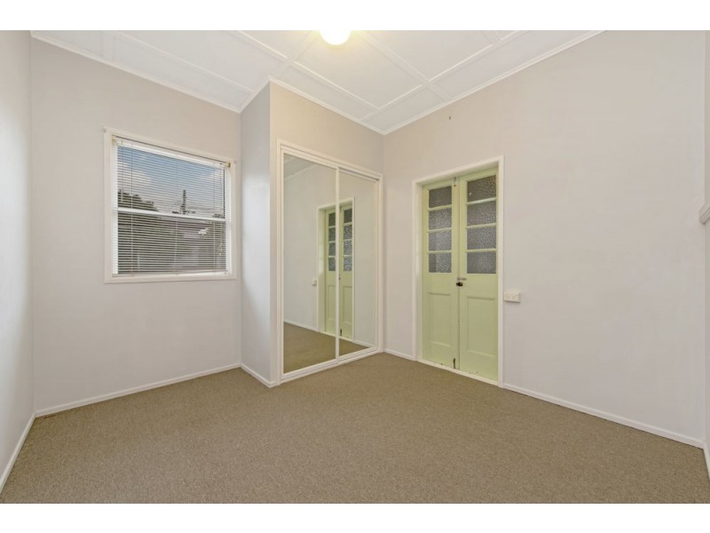 1 McDonnell Street, South Toowoomba QLD 4350