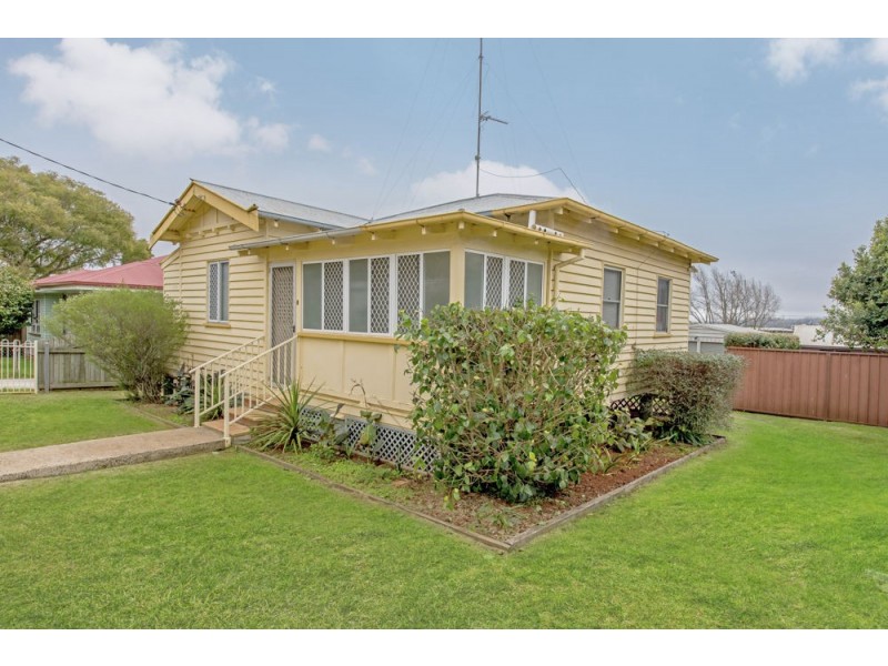 1 McDonnell Street, South Toowoomba QLD 4350
