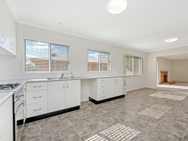 7 Winifred Street, South Toowoomba QLD 4350