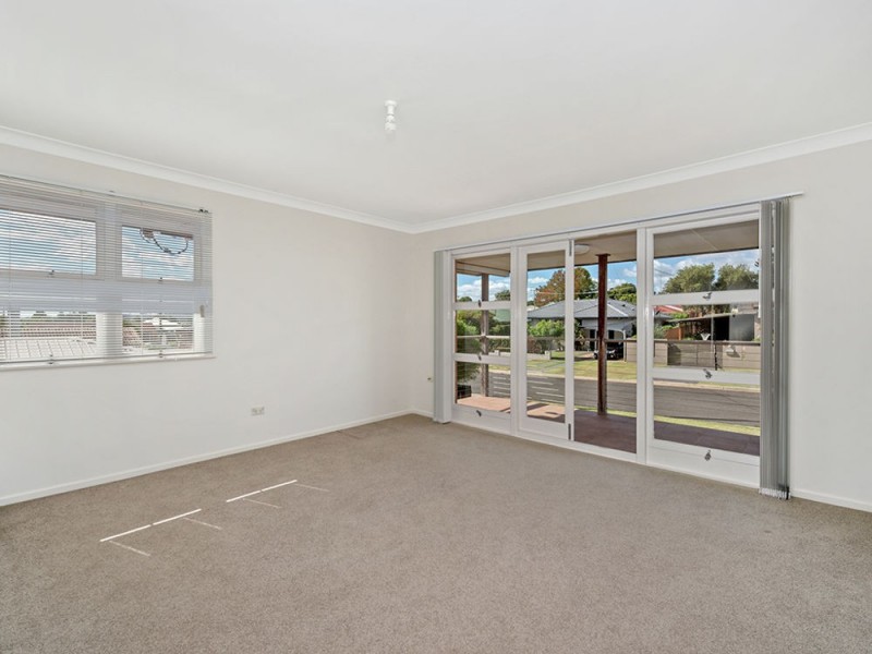7 Winifred Street, South Toowoomba QLD 4350