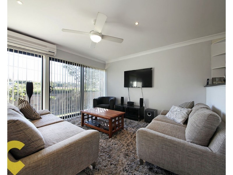 25 Patricks Road, Arana Hills QLD 4054